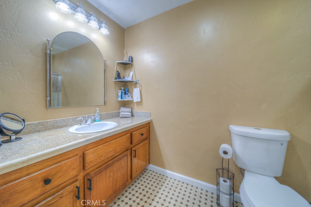 17802 Capri Street Property Photo 27