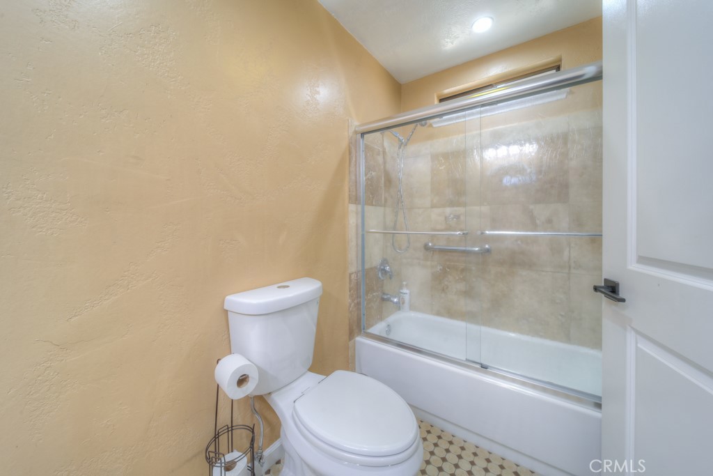 17802 Capri Street Property Photo 28