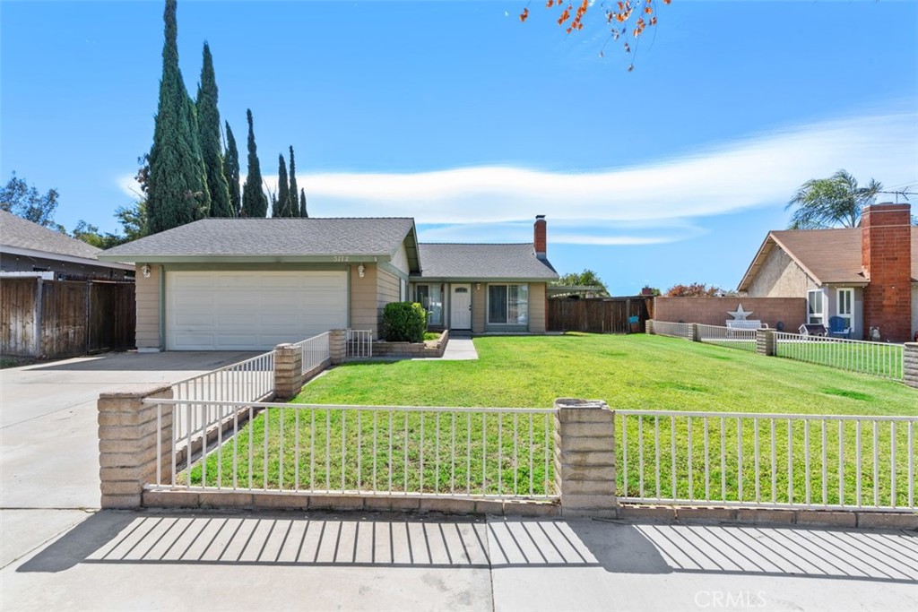 3172 Glenbrook Street Property Photo