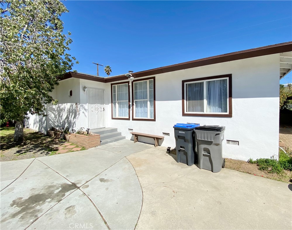 740 Bennett Place Property Photo