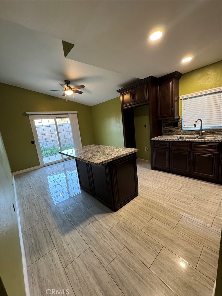 1211 S Althea Avenue Property Photo 7