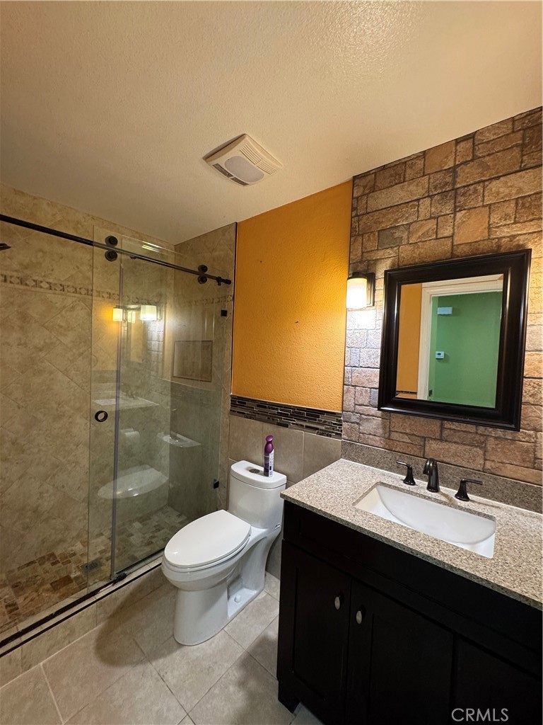 1211 S Althea Avenue Property Photo 15