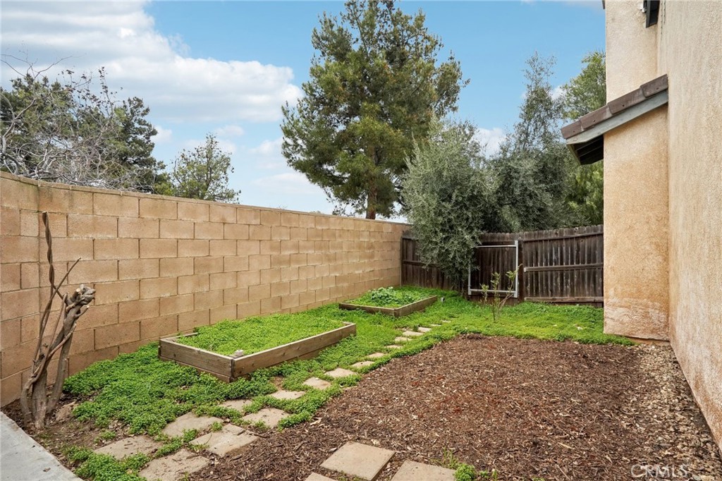 881 Cougar Ranch Road Property Photo 20