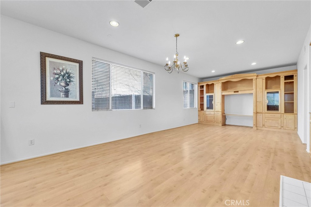 7472 Schuyler Court Property Photo 10