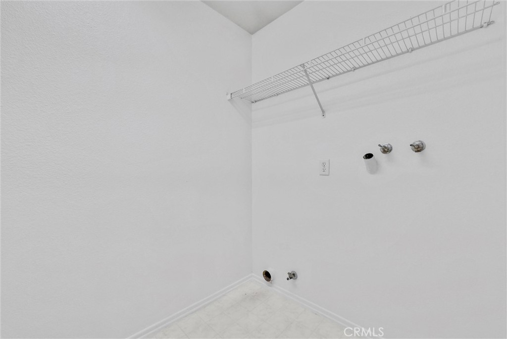 7472 Schuyler Court Property Photo 26