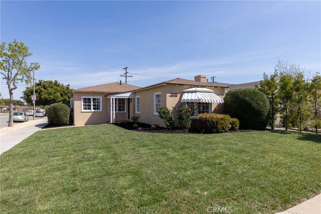 3656 Walnut Avenue Property Photo