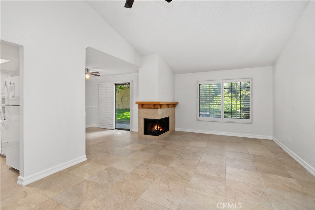 600 Central 406 Property Photo 6