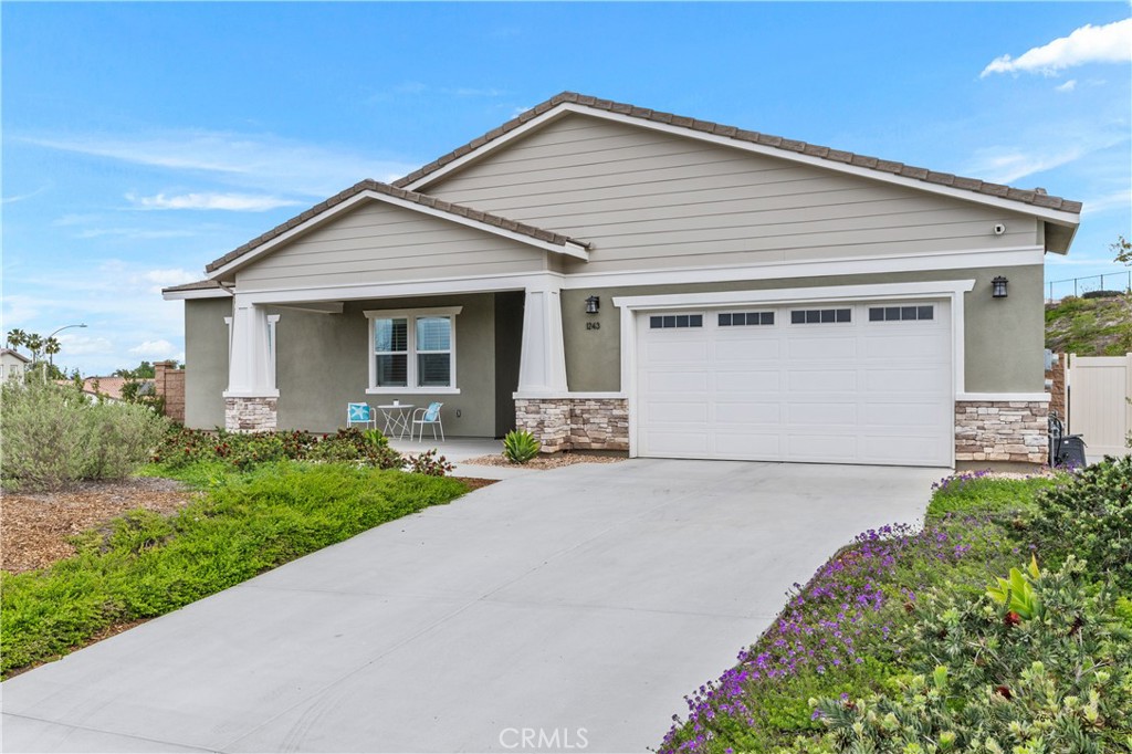 1243 Matterhorn Drive Property Photo 1