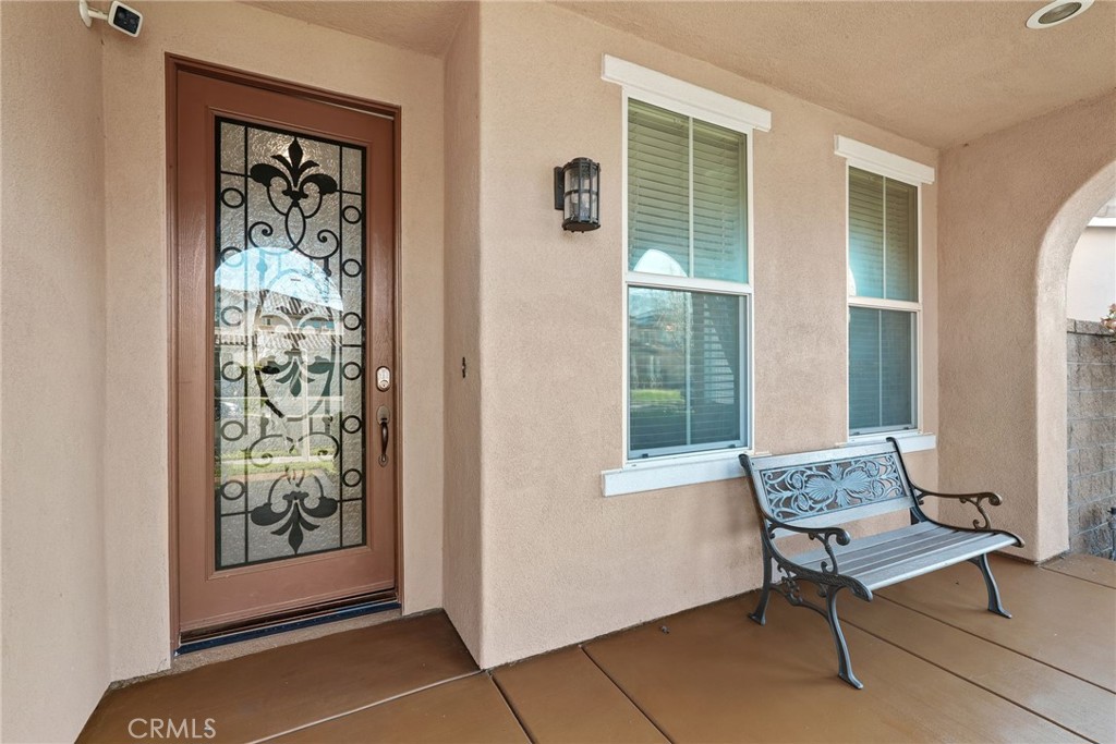 15635 Dobbs Peak Lane Property Photo 3