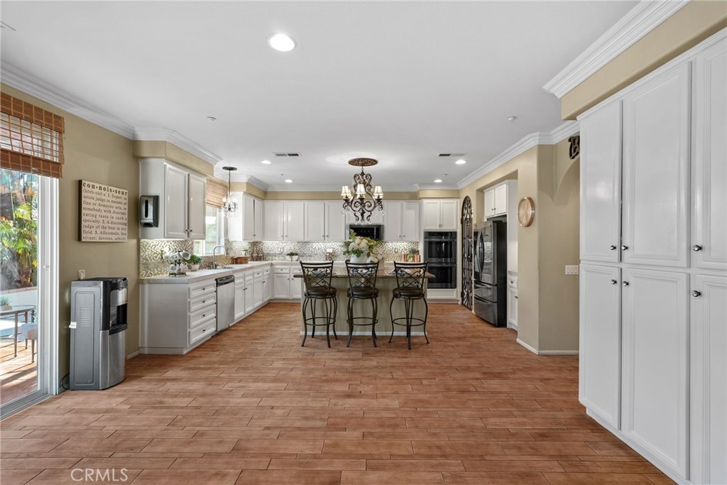 15635 Dobbs Peak Lane Property Photo 10
