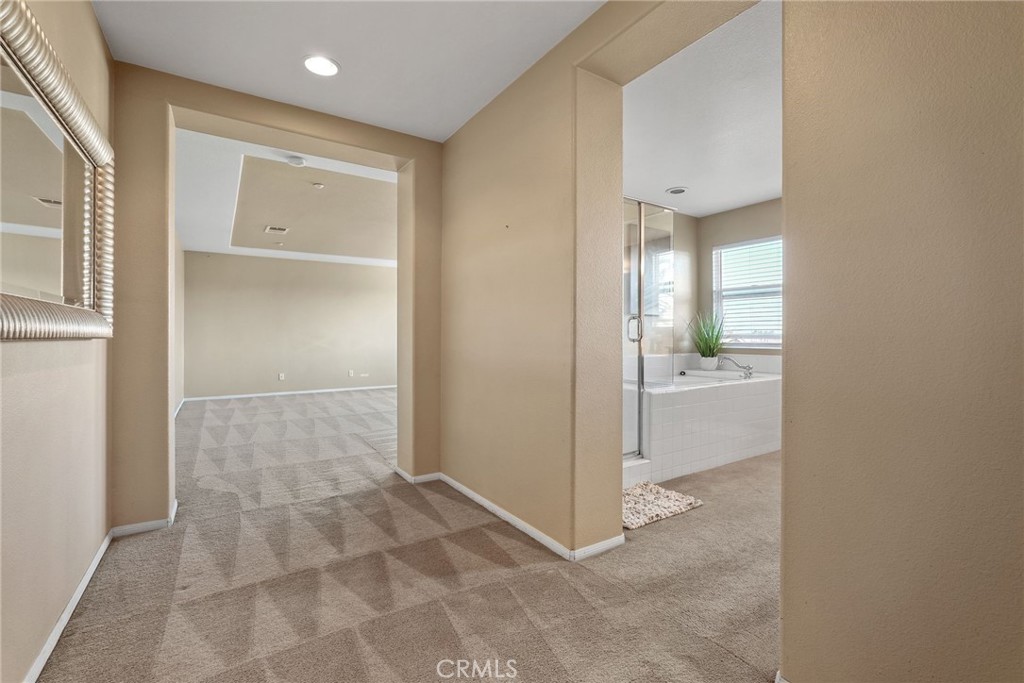 15635 Dobbs Peak Lane Property Photo 25