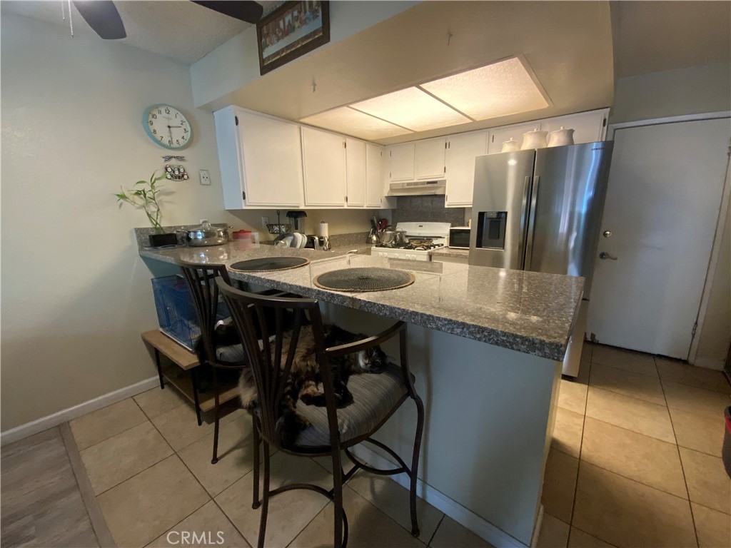16600 Seville Avenue E Property Photo 3