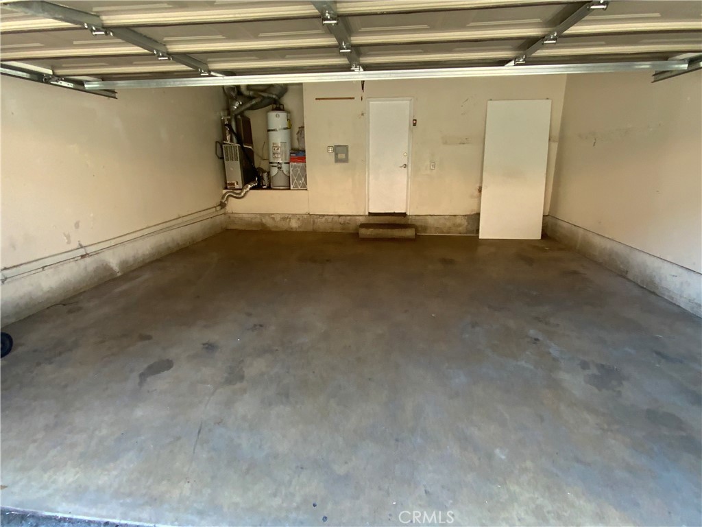 16600 Seville Avenue E Property Photo 19