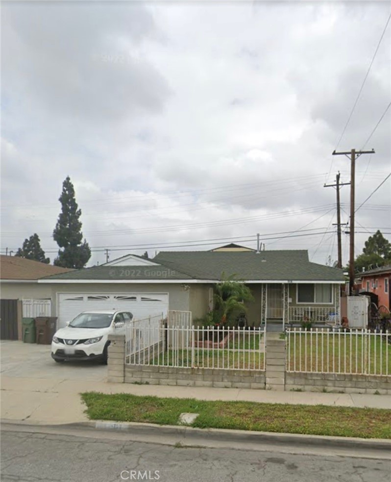 601 S Keene Avenue Property Photo