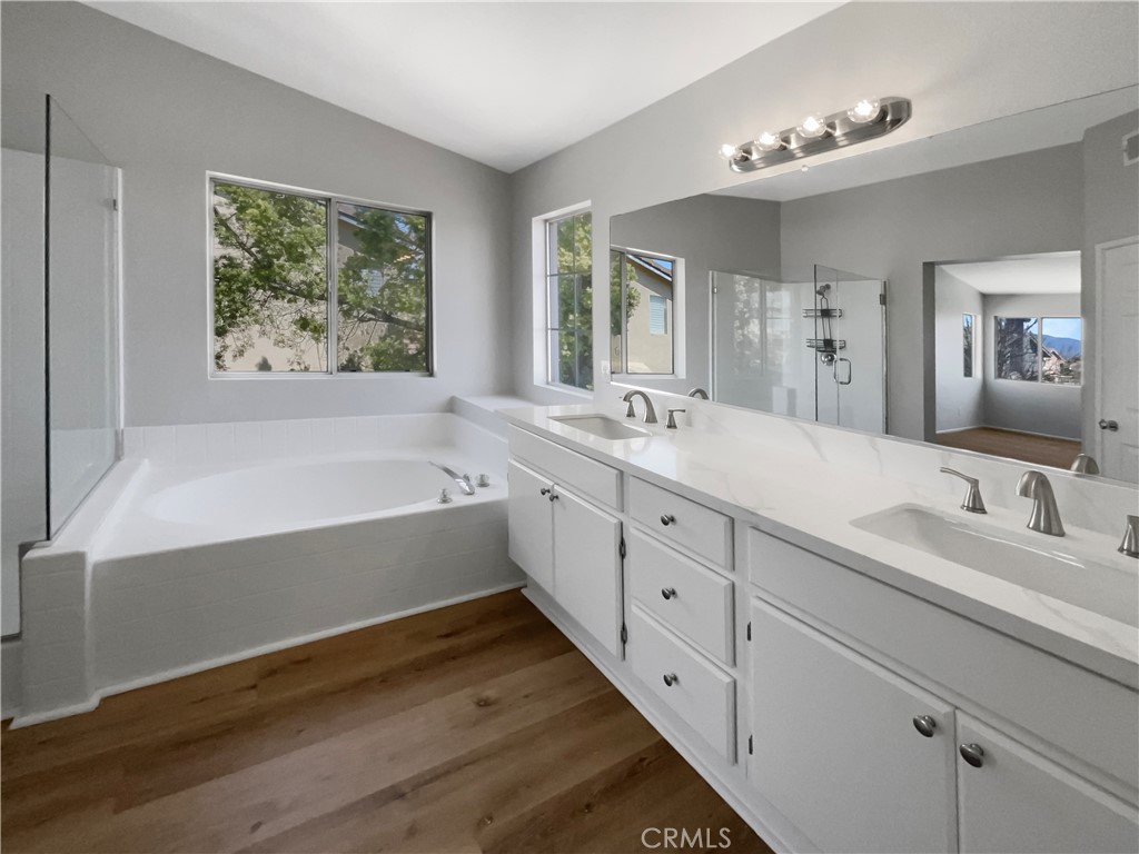 6640 Logan Avenue Property Photo 7