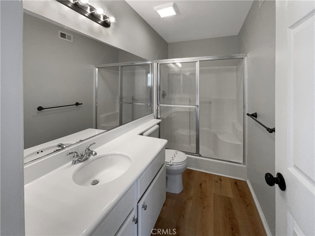 6640 Logan Avenue Property Photo 11