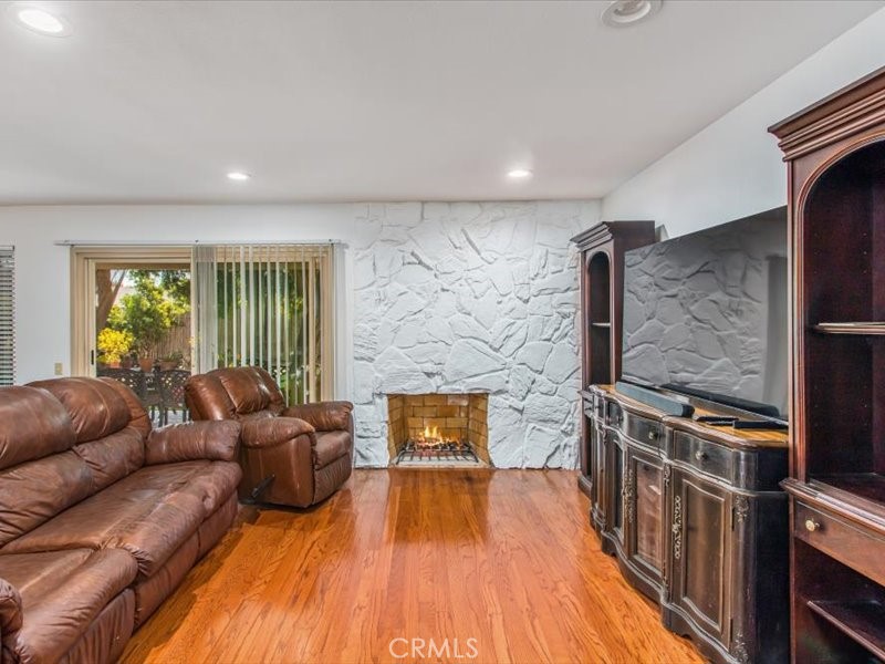 27450 Embassy Street Property Photo 5