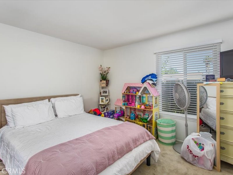 27450 Embassy Street Property Photo 17