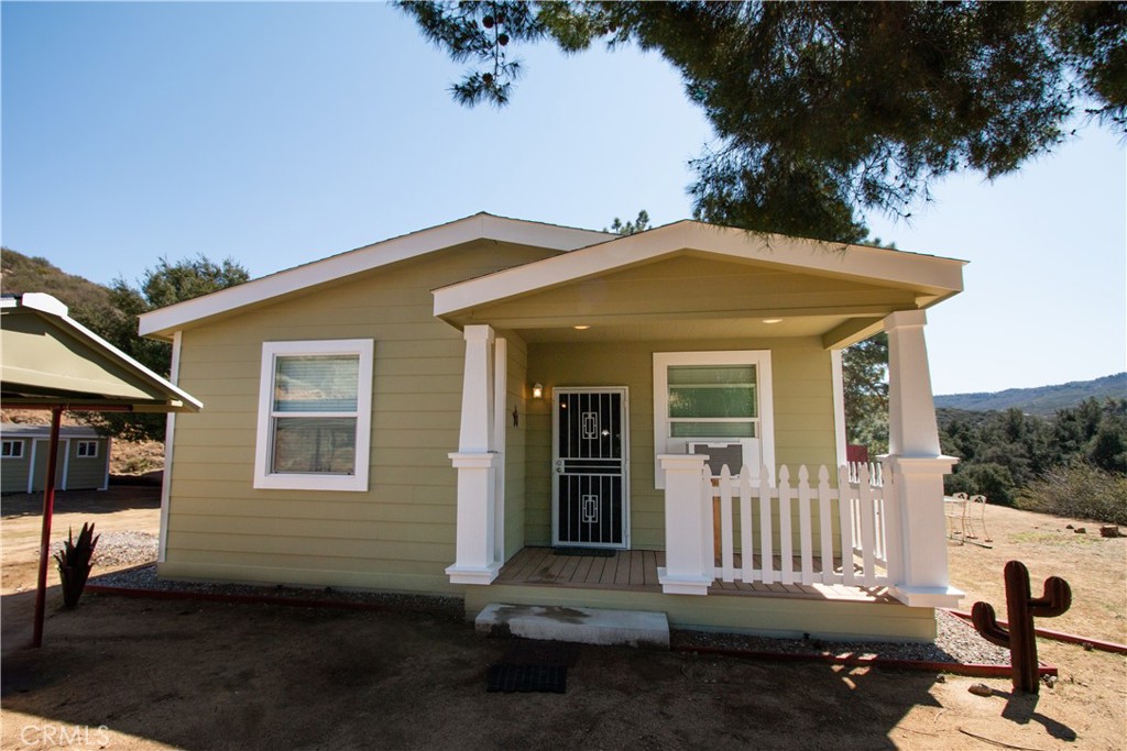47720 Twin Pines Rd Property Photo
