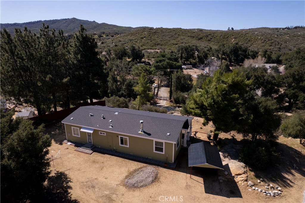 47720 Twin Pines Rd Property Photo 4