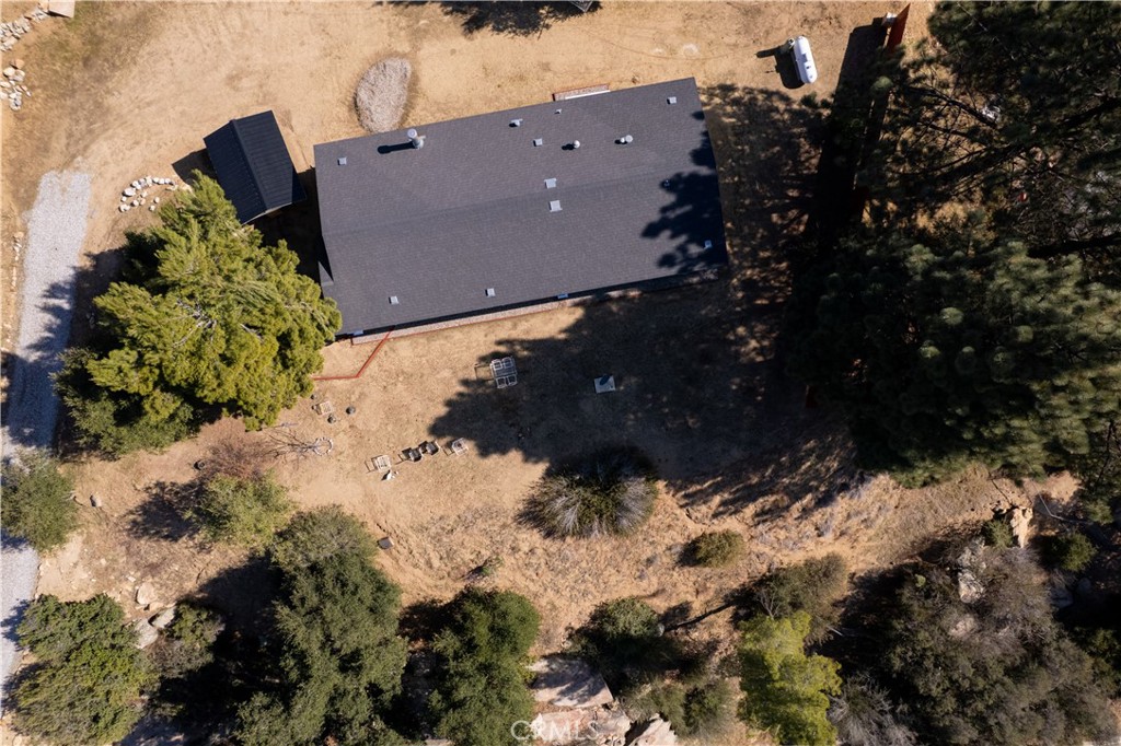 47720 Twin Pines Rd Property Photo 14