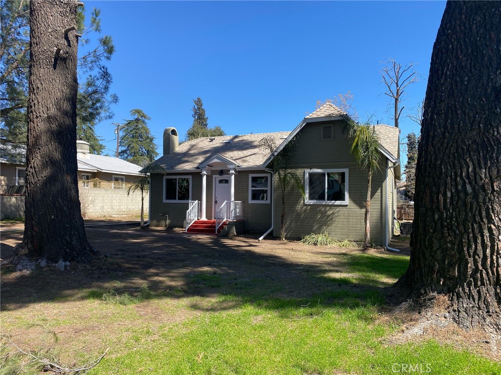 1454 N San Gorgonio Avenue Property Photo