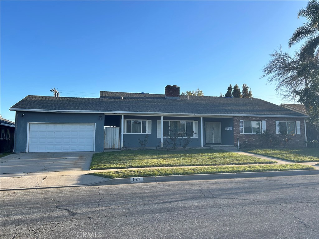 127 W Valencia Street Property Photo 1