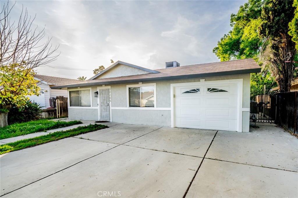 30205 Clement Street Property Photo