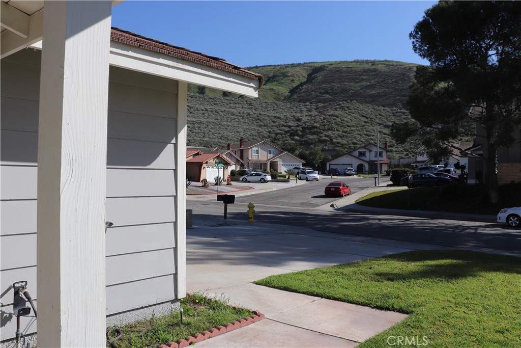 3564 Bond Street Property Photo 5