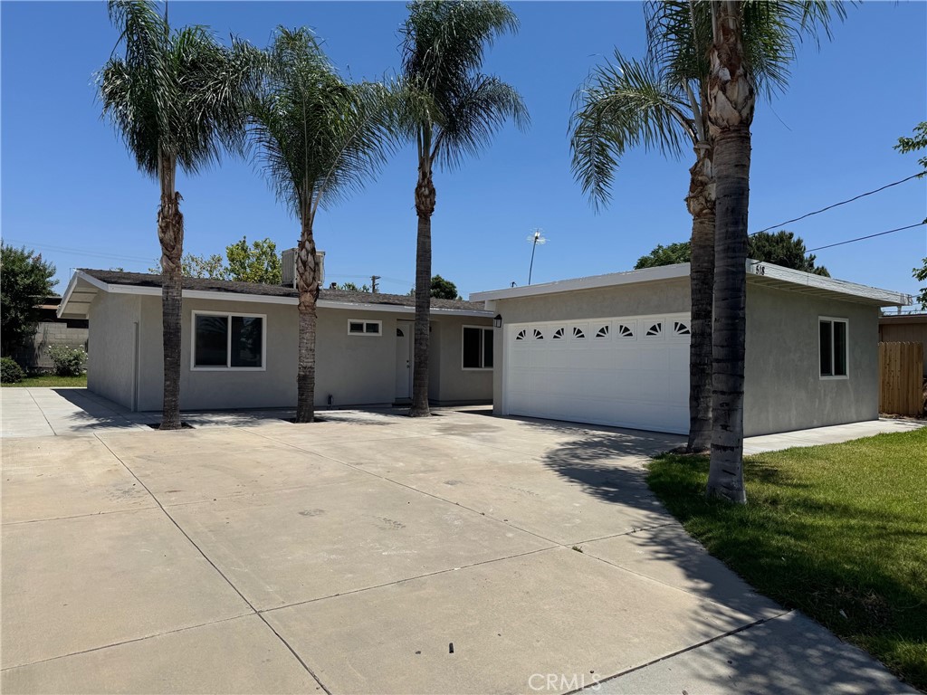 518 E 2nd Street Property Photo 1
