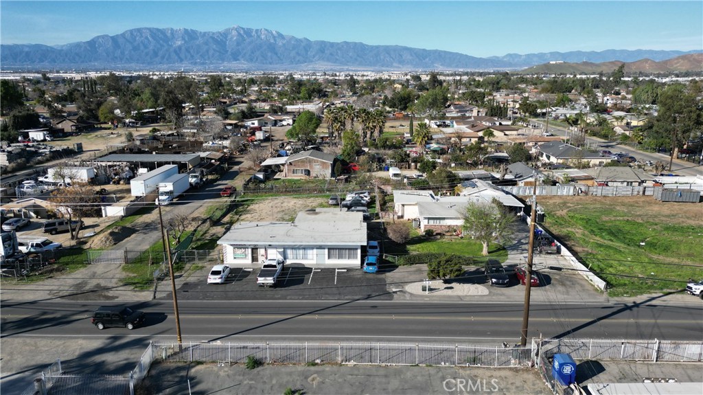 10643 Jurupa Road Property Photo 3
