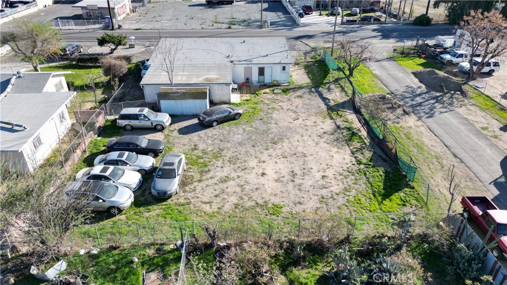 10643 Jurupa Road Property Photo 8