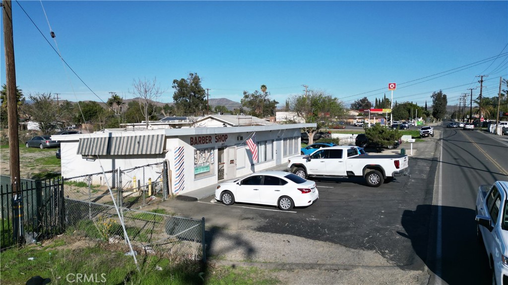 10643 Jurupa Road Property Photo 16