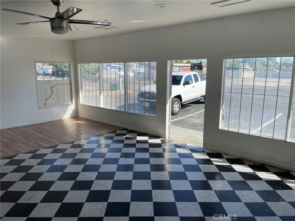 10643 Jurupa Road Property Photo 21