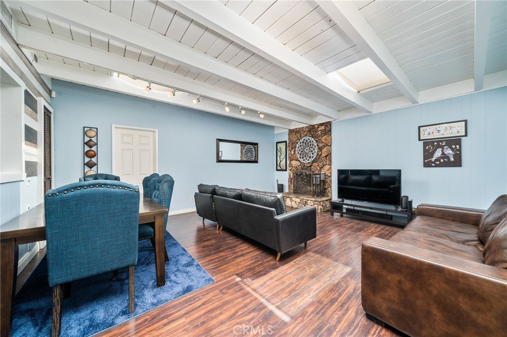 321 E Fromer Street Property Photo 11
