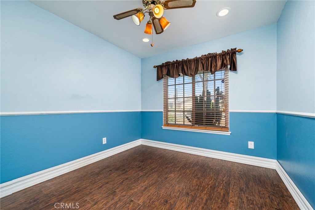 321 E Fromer Street Property Photo 15