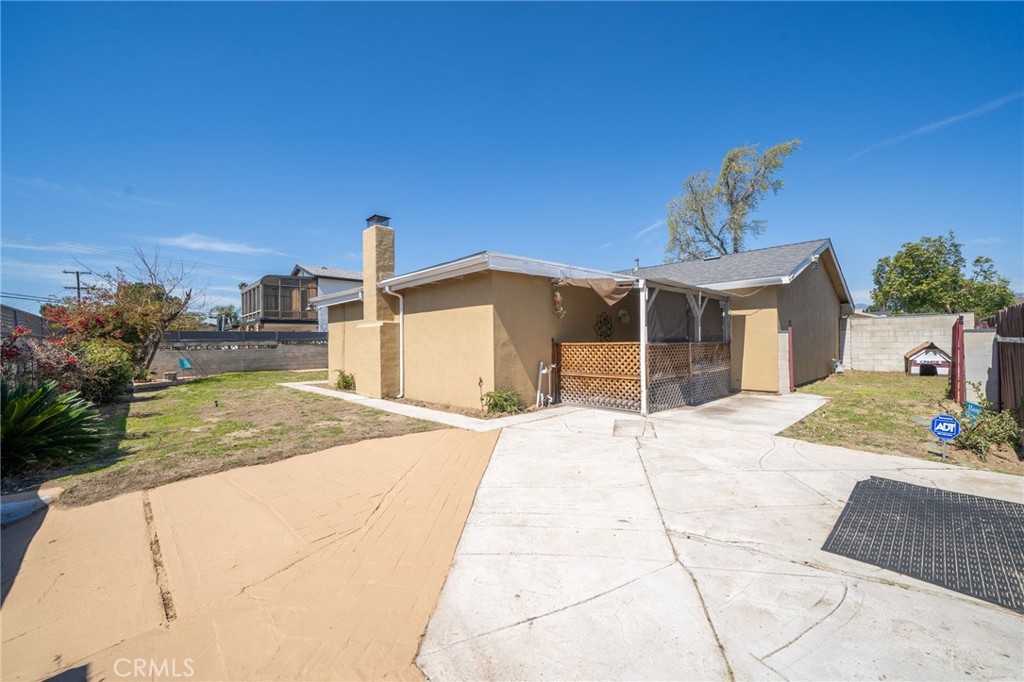 321 E Fromer Street Property Photo 28
