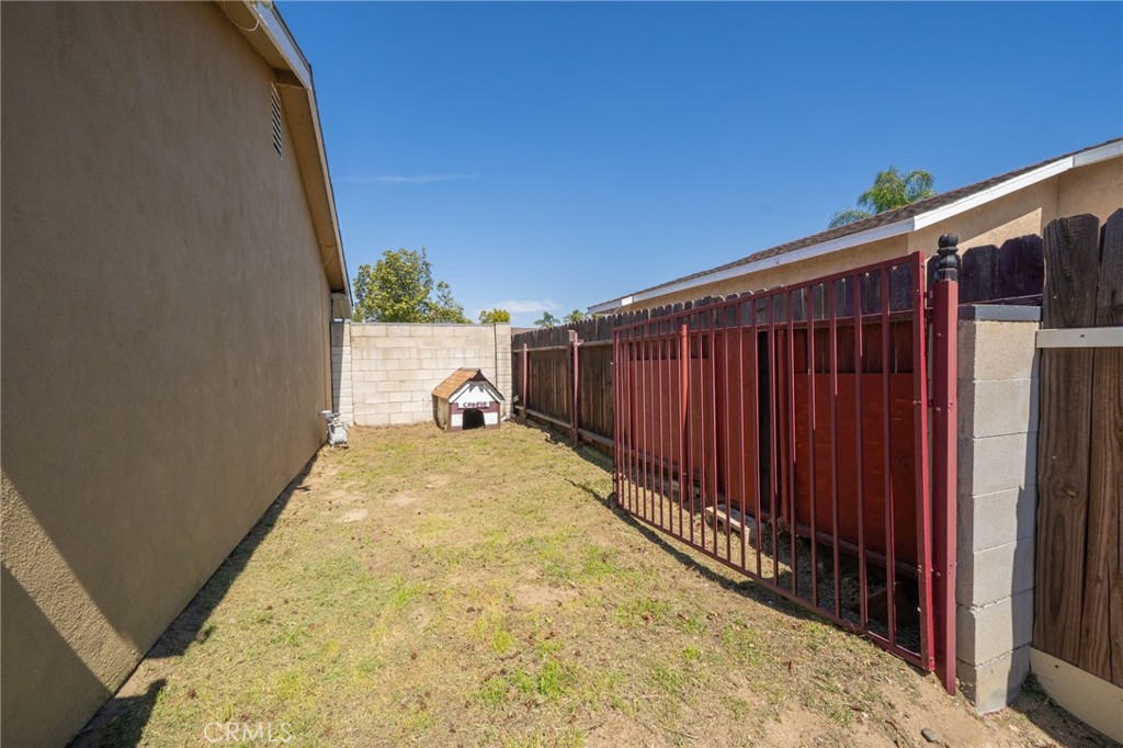 321 E Fromer Street Property Photo 31