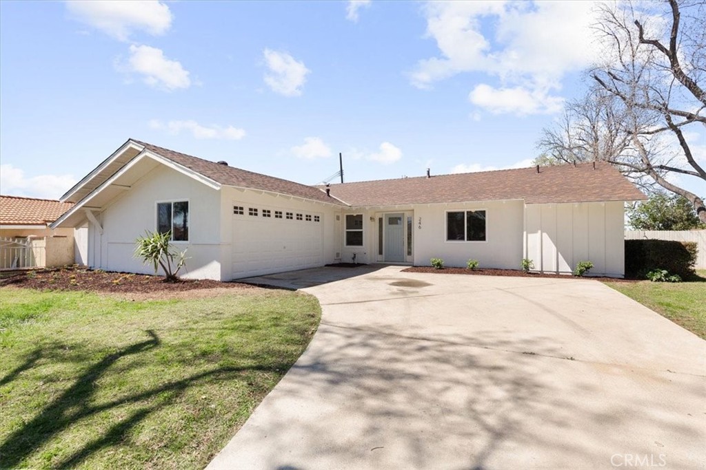 246 Aldama Avenue Property Photo