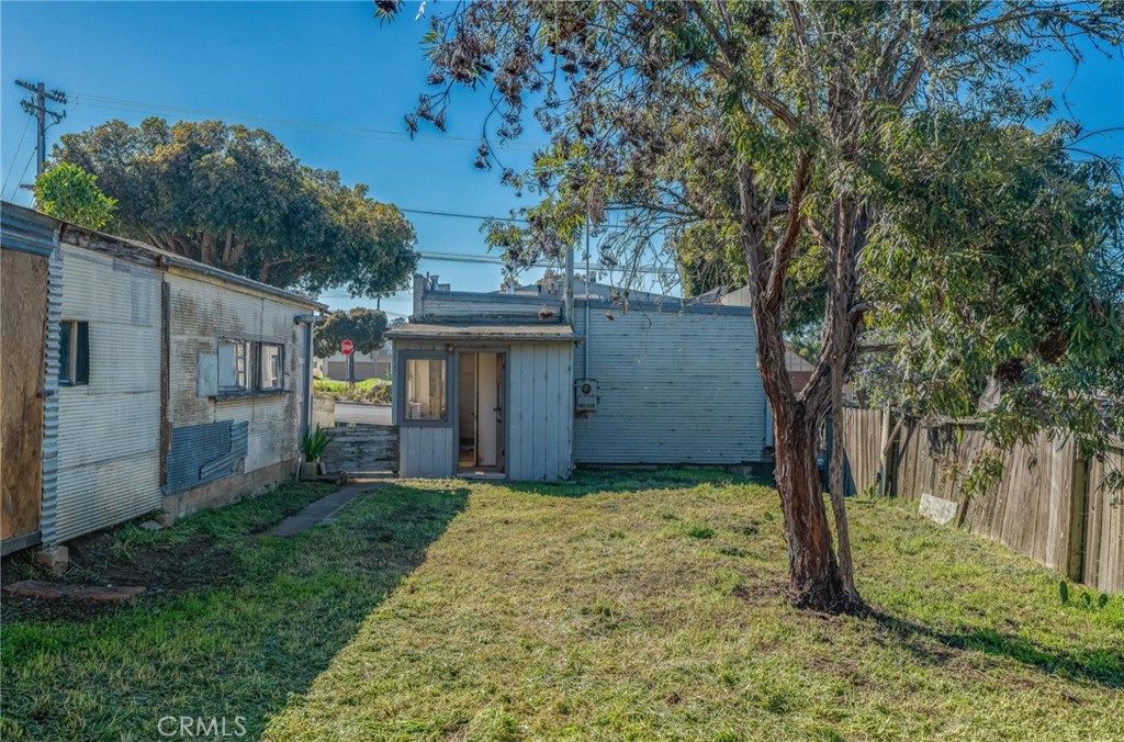 781 Harbor Street Property Photo 7