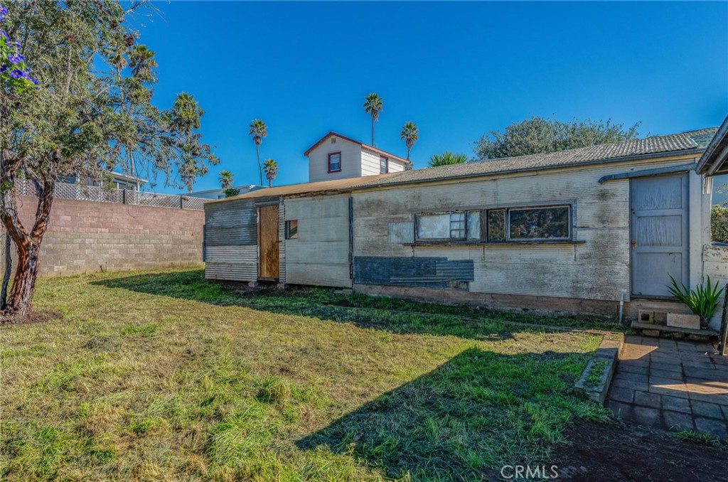 781 Harbor Street Property Photo 8