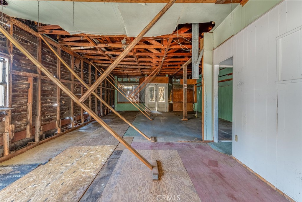 781 Harbor Street Property Photo 10