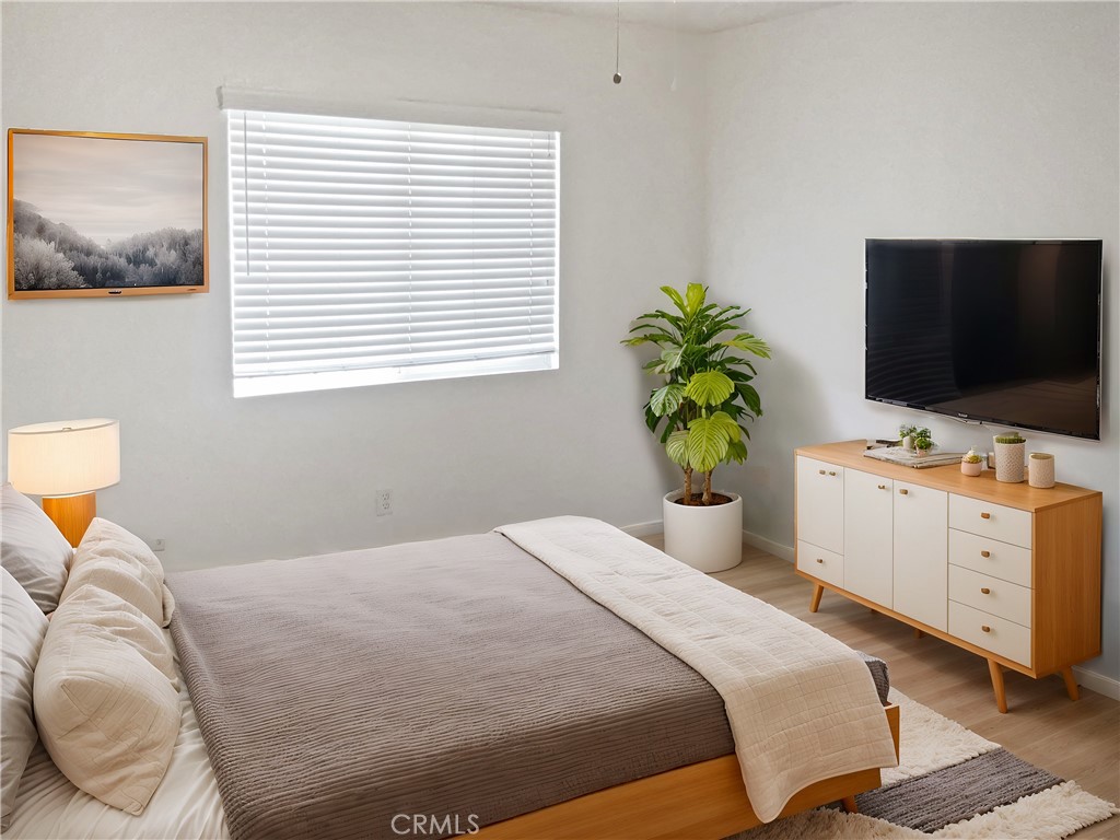 15605 Lasselle Street 6 Property Photo 4