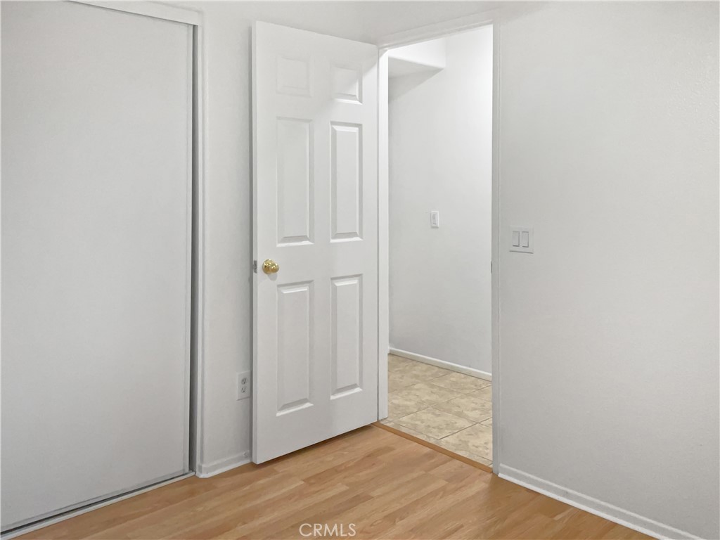 15605 Lasselle Street 6 Property Photo 14