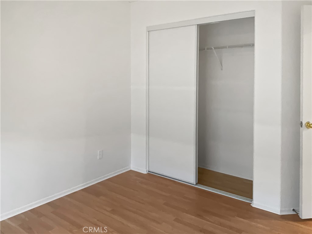 15605 Lasselle Street 6 Property Photo 15