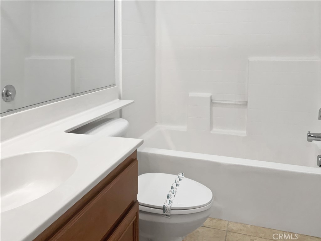 15605 Lasselle Street 6 Property Photo 16