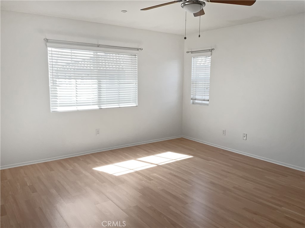 15605 Lasselle Street 6 Property Photo 17