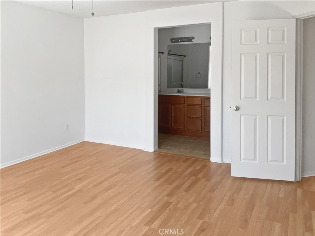 15605 Lasselle Street 6 Property Photo 19