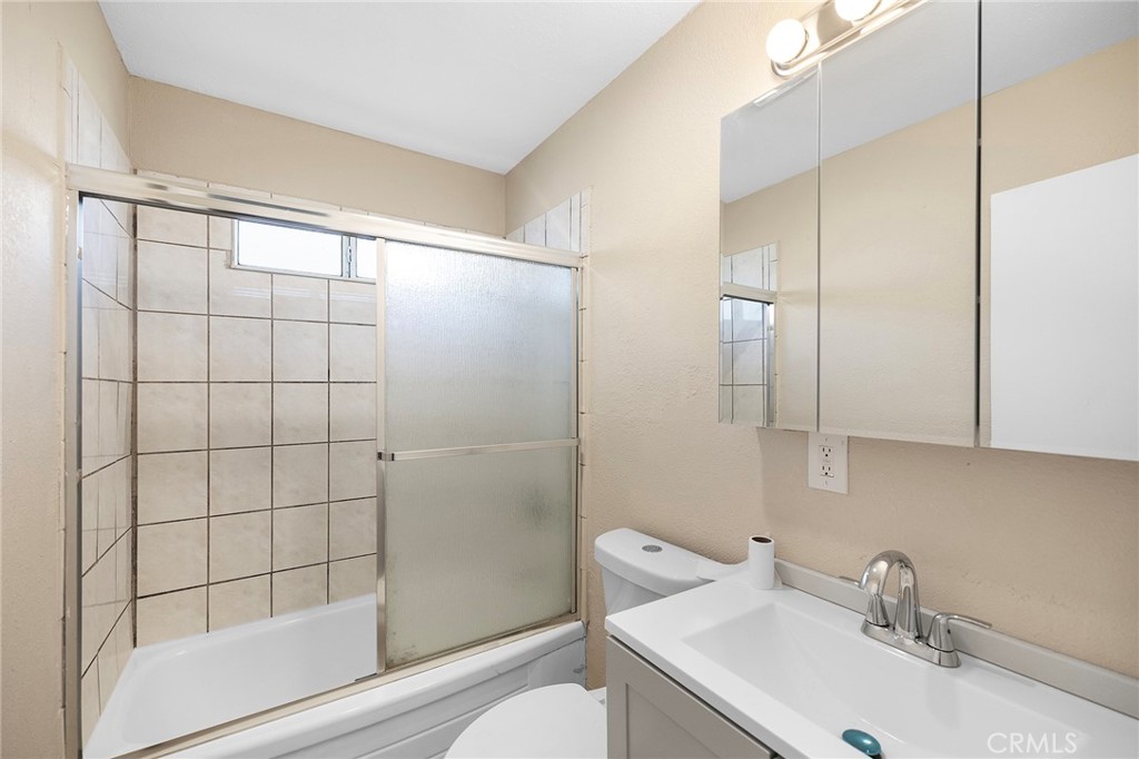8938 Date Street Property Photo 19