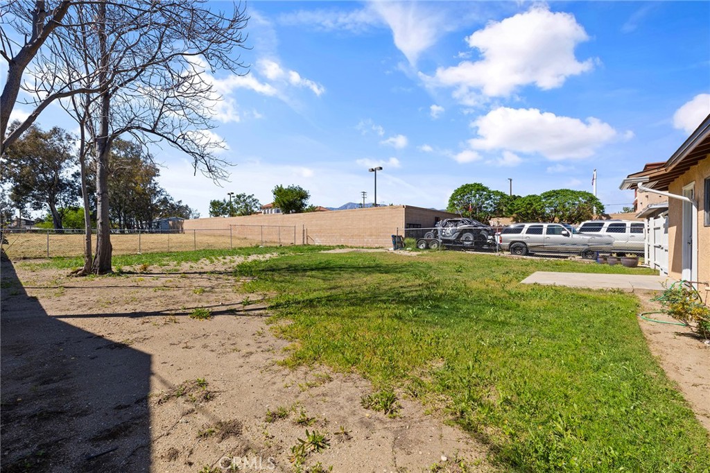 8938 Date Street Property Photo 22